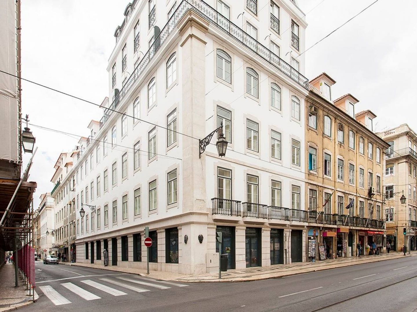 Joivy Modern 1-Bed Apt Nearby Praca Do Comercio, In Baixa Lissabon Buitenkant foto